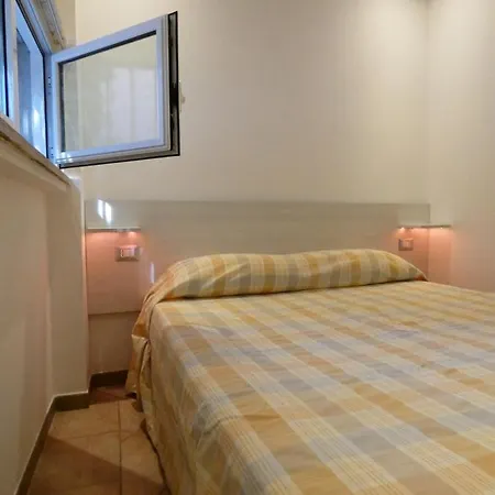 Le Dimore Di Esiodo Rome