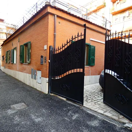 Le Dimore Di Esiodo * Rome